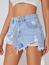 TITANIA MONDSTEIN-JEANSSHORTS MIT PERLENKETTE